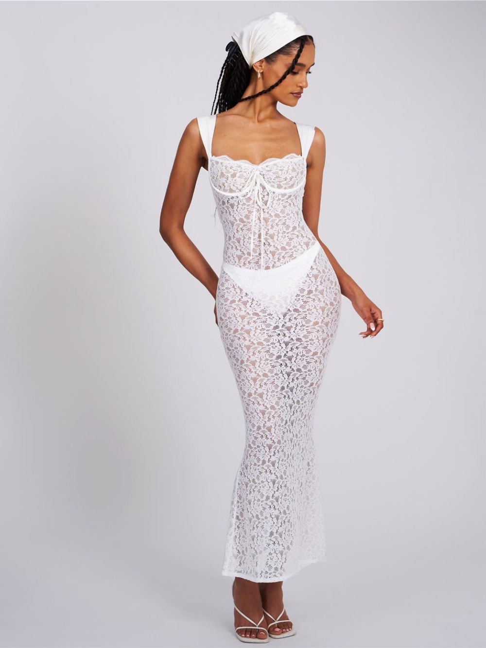 Miss Circle - Veronica White Lace Maxi Dress Size Small